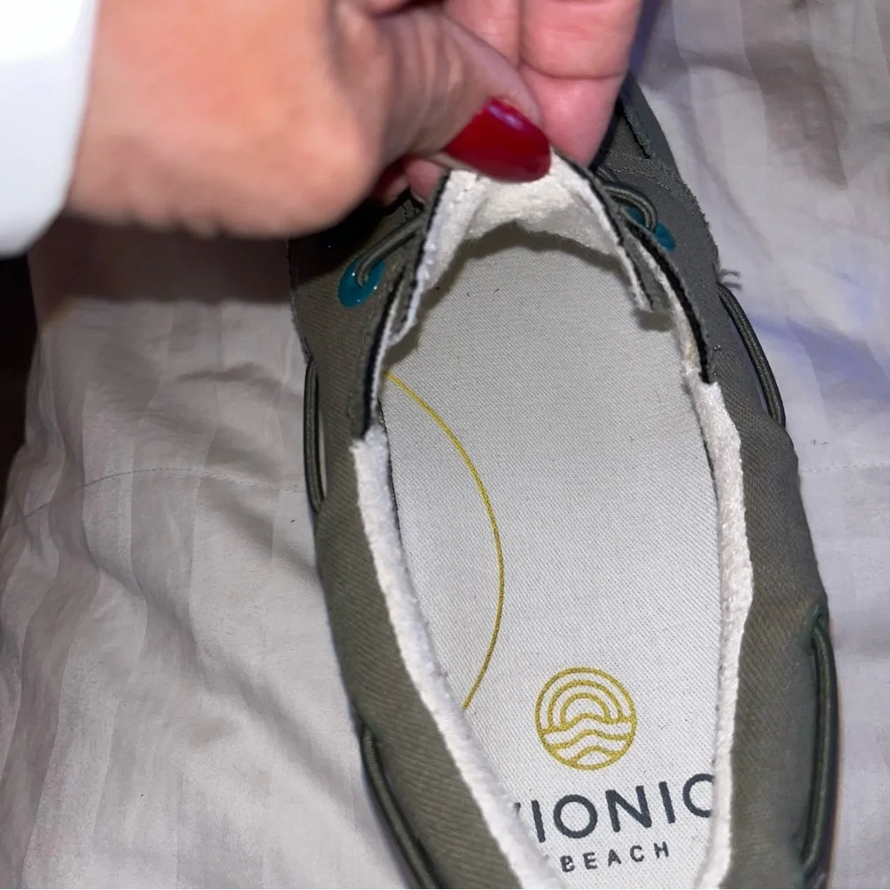 Vionic Beach Skipper Boat Shoes • Loafers